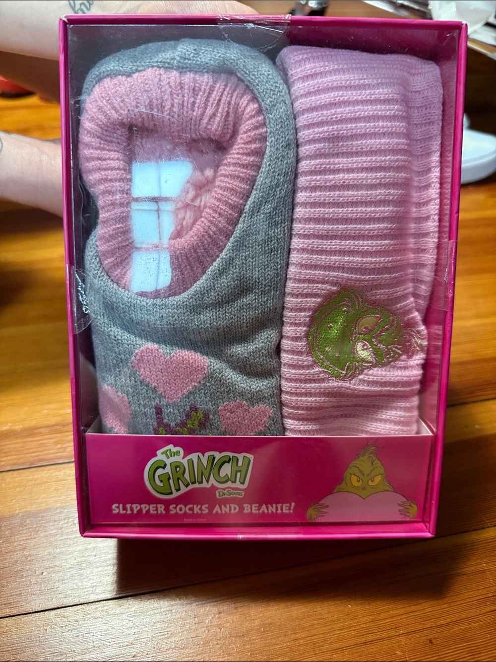 The Grinch Women's Pink & Gray Slipper Socks and Beanie Set